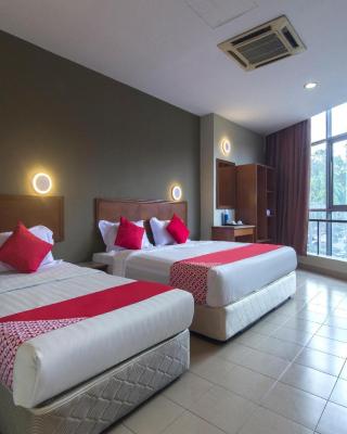 Super OYO 828 Comfort Hotel Shah Alam