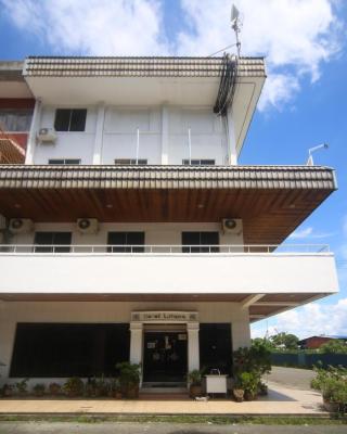 Super OYO 1026 Hotel Lutana