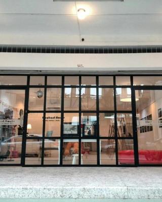 OYO 91068 Elephant House Boutique Hotel
