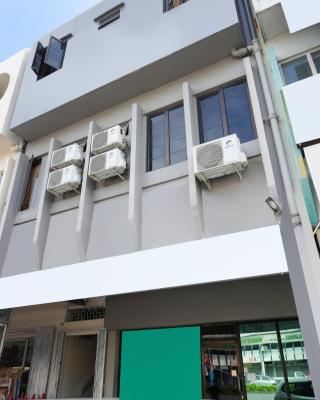 OYO 89950 365 Nice Stay