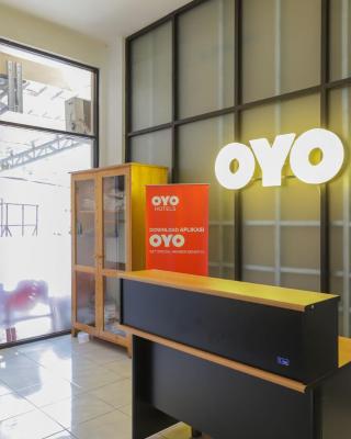 SUPER OYO 866 Idola Residence