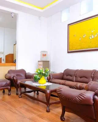 OYO 354' 32 Guest House