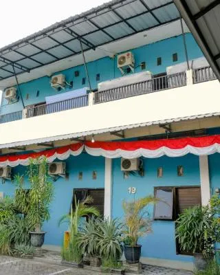 OYO 1784 Hj. Aniek Residence