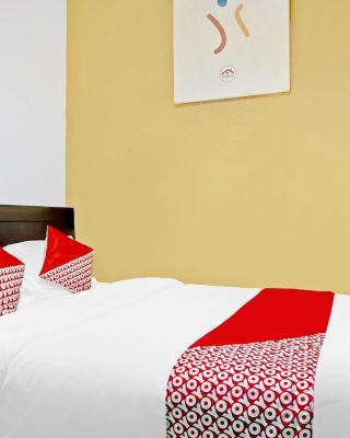 Super OYO 90692 Point Hostel