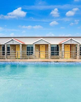 Sea Wander Beach Resort