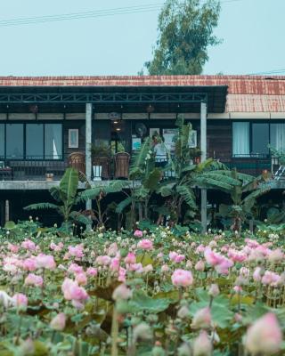 Pomelo Outpost Cambodia ដំណាក់ភ្នំក្រោម