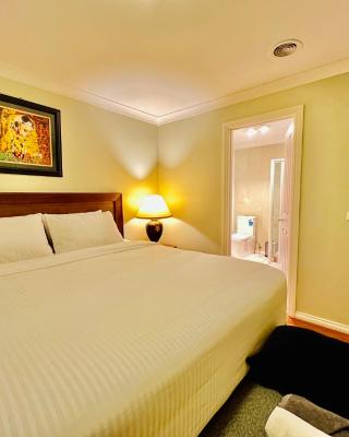 An Ensuite Comfort in Sydenham