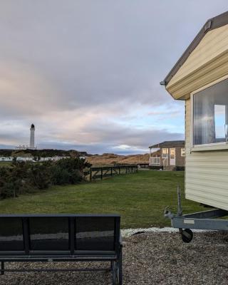 Aurora on the Dunes- Cozy Coastal Retreat with Scenic Views