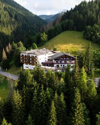 Ganischgerhof Mountain Resort & Spa
