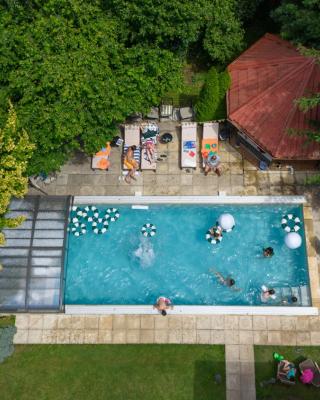 Zaivan Retreat