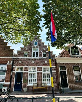 Beautiful entire house in the center