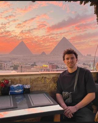 City pyramids inn