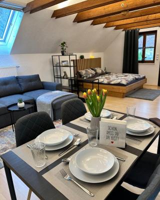 Fränkisches Nest am Schwanberg für 2-4 Personen - in der Nähe aller Weingüter, KNAUF GIPS KG und ConneKT