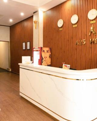 A25 Hotel - 12 Liên Trì