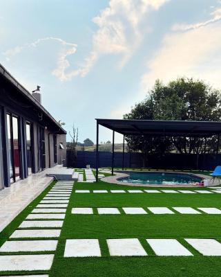 Reutlwane Gardens Apartments