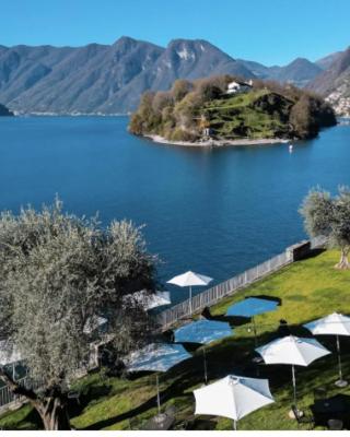 Lora villa, with lake view