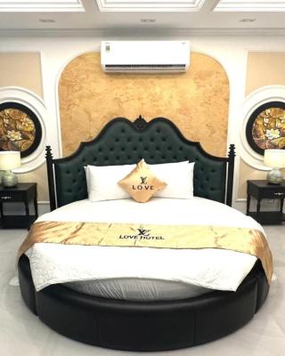 Love Luxury Hotel Bà Điểm