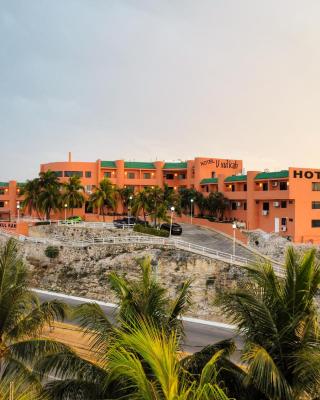 Hotel Uxulkah