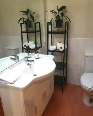 Bedroom with ensuite
