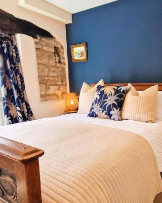 THE OLD WASH KITCHEN - Charming Character Cottage in Holmfirth, Yorkshire