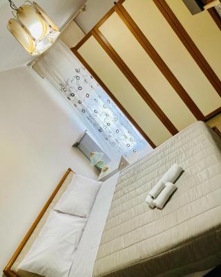 HORNEL Room