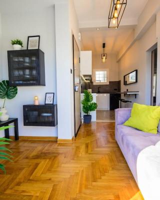 Flat with view of Marina Zeas