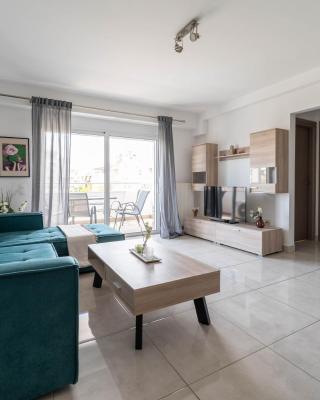 Modern spacious apartment located in Piraeus (B8)