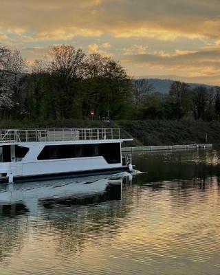 KL Moselboote - Hausboot Niara