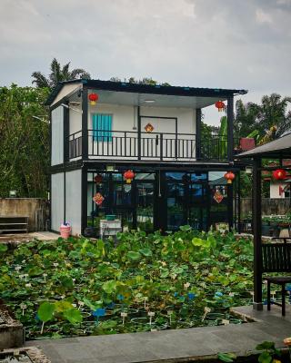 deLotus Villa