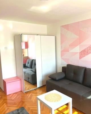 Charming Downtown Room