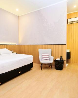 Berlian Abadi Hotel by Sinergi