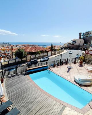 Villa Magnificent 5-star with sea view, jacuzzi and pool