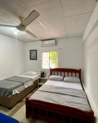 Habitación Multiple cerca de aeropuerto