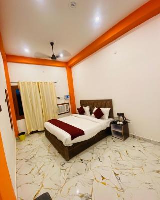 Hotel Laxmanam Residency - 900 meters from Shree Ram Temple Ayodhya