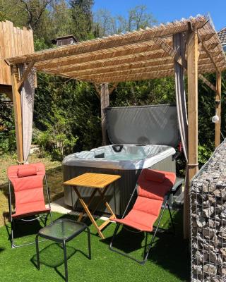 L'Impasse en Duo, appartement cosy 2 personnes avec SPA extérieur privé