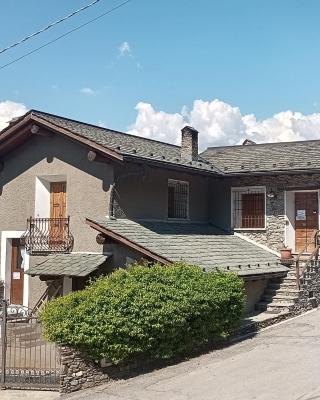 ROSINA HOUSE e CHALET