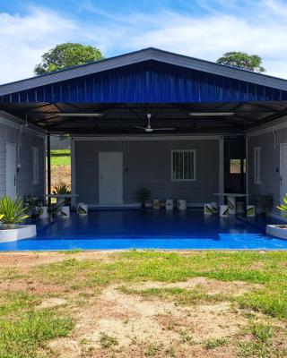 Warisan Nyonya Cabin Homestay Alor Gajah