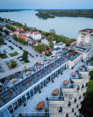Rovno Hotel
