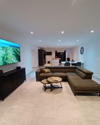 Trupiaal Apartment - Regal Rentals Curacao