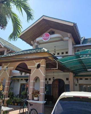 Flamboyan House