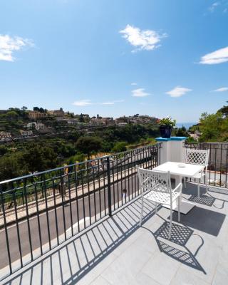 Suites in the Amalfi Coast - GuestHouse with Terrace near Amalfi - Breathtaking View of Ravello