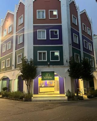 Fast Hotel Melaka Near Menara Taming Sari - 2 Mins Only