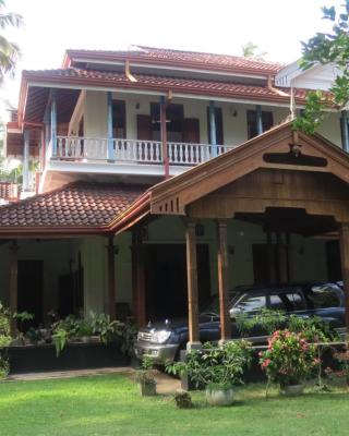 Mishthana Canal Resort