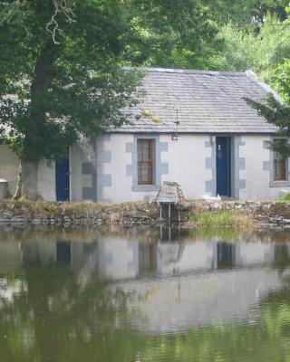Pond Cottage