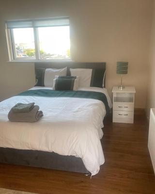 Rooms with Cont Breakfast Galway City