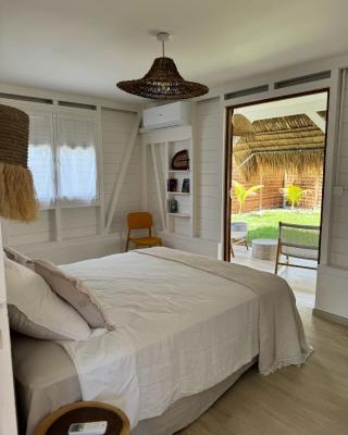 Les Cabanes cosy à 2 pas du lagon - charme et confort