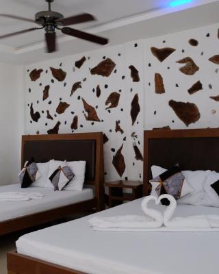 Sundown Resort & Austrian Pension House