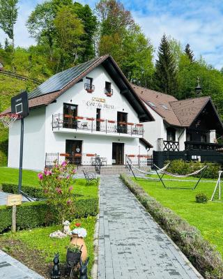 Colț Viu Deluxe