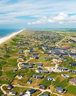 6 person holiday home on a holiday park in Ringkøbing