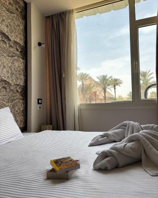 Master pyramids Hotel